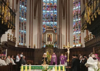 Polonia conmemora las masacres ucranianas de la II Guerra Mundial que han deteriorado los lazos de vecindad