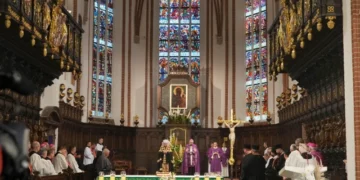 Polonia conmemora las masacres ucranianas de la II Guerra Mundial que han deteriorado los lazos de vecindad