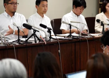 El Tribunal Supremo de Japón declara ilegales las restricciones del gobierno al uso de los baños por empleados transexuales