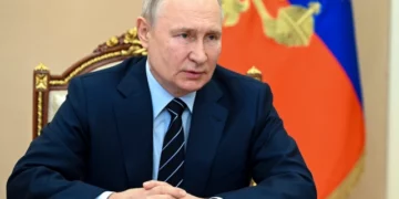 Putin dice que ofreció a los mercenarios de Wagner la opción de permanecer como una sola unidad