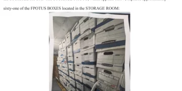 En el caso Trump, el Departamento de Justicia revela partes previamente tachadas de la solicitud de orden de registro