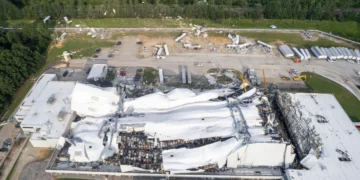 Los daños causados por un tornado en una fábrica de Pfizer crearán probablemente una escasez a largo plazo de algunos medicamentos que necesitan los hospitales