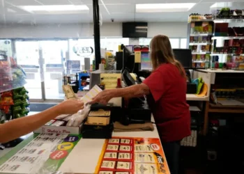 El bote de la lotería Mega Millions se acerca a los 1.000 millones de dólares antes del sorteo del viernes