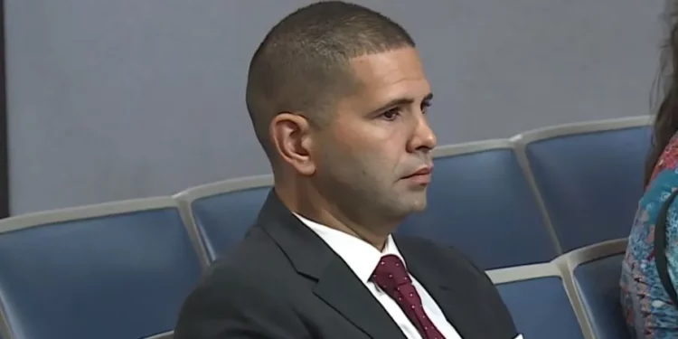 El vídeo de un agente dormido en las redes sociales abre una investigación en Providence