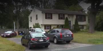 Aparente asesinato-suicidio bajo investigación en Raynham