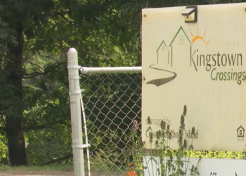 2 niños atropellados en North Kingstown