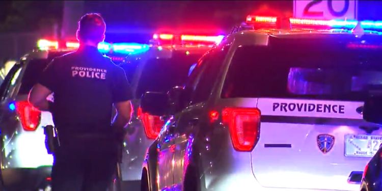 La policía busca a un sospechoso de asesinato en Providence