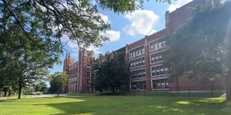 El distrito estudia demoler el instituto Mount Pleasant