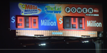 El premio gordo de Mega Millions asciende a 910 millones de dólares después de que nadie ganara el premio mayor