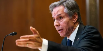 Blinken: Ucrania habría estado «indefensa» sin las bombas de racimo estadounidenses