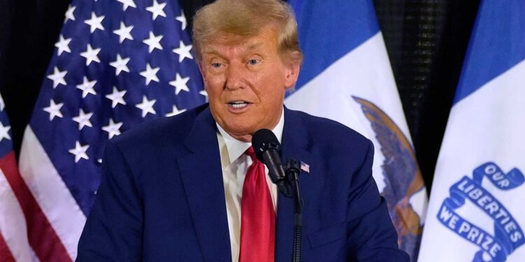 Juicio a Trump por documentos clasificados inicia el 20 de mayo del 2024