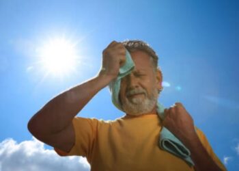 Cuatro formas de ahorrar en costos de energía durante la ola de calor en EEUU