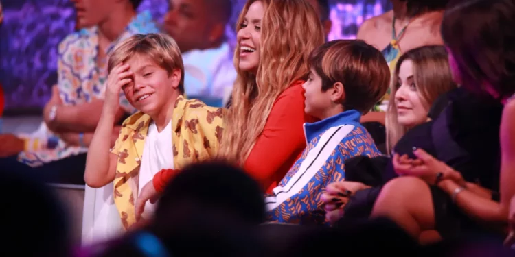 Shakira desde Premios Juventud: “Hay realidades que no se pueden maquillar”