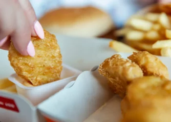 $ 800.000 de indemnización pagará McDonald’s a niña que sufrió quemaduras por un nugget