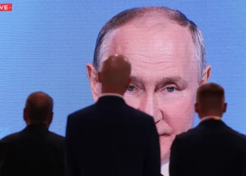 Putin afirma que se han intensificado los combates en el sureste de Ucrania y que Kiev ha sufrido grandes pérdidas