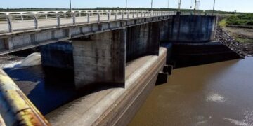 Continúa la crisis hídrica en zona metropolitana de Uruguay