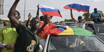 La junta de Níger acusa a Francia de violar su espacio aéreo; París lo rechaza