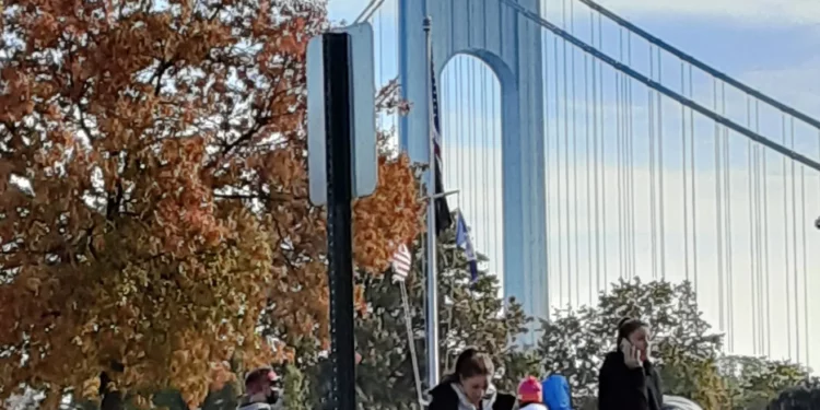 Hallan una pierna en Nueva York: policía investiga a quién pertenecía y busca posibles más restos humanos