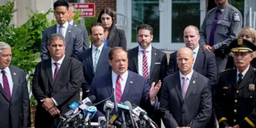 Las autoridades de Nueva York identifican a la mujer cuyos restos fueron hallados en la costa de Long Island