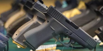 Baja el apoyo republicano a las restricciones de armas: encuesta