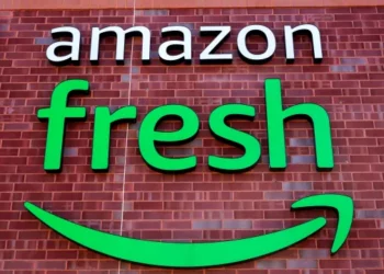 Amazon comienza a ofrecer entrega de comestibles para clientes que no son miembros Prime