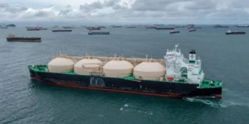 Cuán grande es realmente el atasco de barcos en el Canal de Panamá y qué impacto económico está teniendo