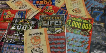 Ganó $390 mil en la lotería gracias a que jugó durante 7 años con números de las fechas de cumpleaños de su familia