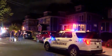 Los equipos responden a un vuelco en Providence