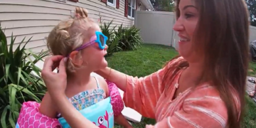 El extraño diagnóstico de una niña de Narragansett lleva a su madre a fundar una organización sin ánimo de lucro