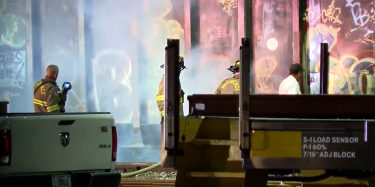 Un tren se incendia en Providence y Cumberland