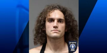 Conductor imprudente acusado de DUI en South Kingstown