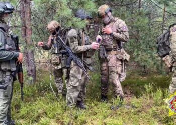 Las naciones de la OTAN, nerviosas, refuerzan la seguridad debido a los combatientes de Wagner que cruzan las fronteras en Bielorrusia