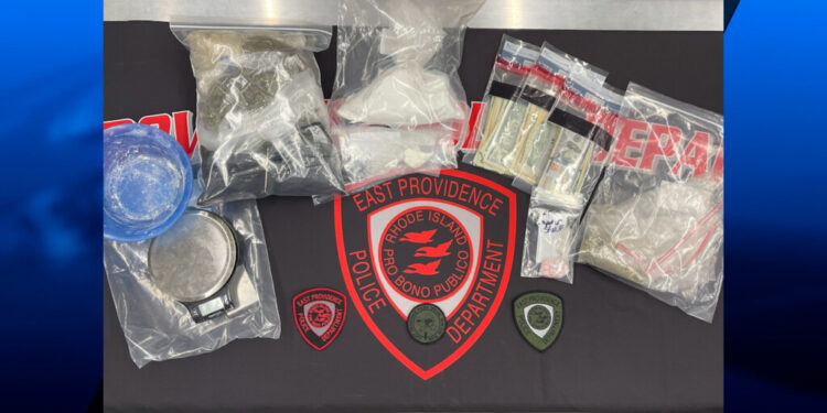 Un hombre de East Providence arrestado después de encontrarse drogas en su casa