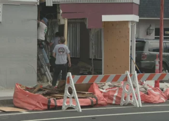 Un camión choca contra un centro de recuperación de Taunton y retrasa su inauguración
