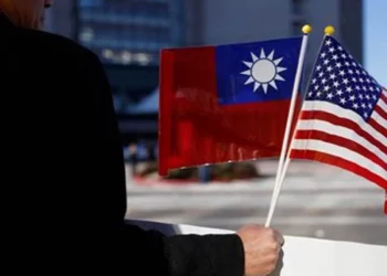 Joe Biden firma un acuerdo comercial con Taiwán en medio de las tensiones y rechazos de China