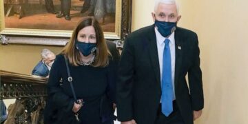 Karen Pence dice que «nunca sintió miedo» el 6 de enero