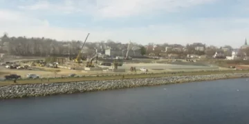 Promotor del estadio de fútbol de Pawtucket dice que ya tiene dinero para seguir adelante